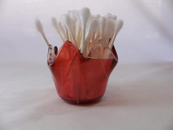 Sunset Coral w/White Streamers Q-Tip Holder - Image 3