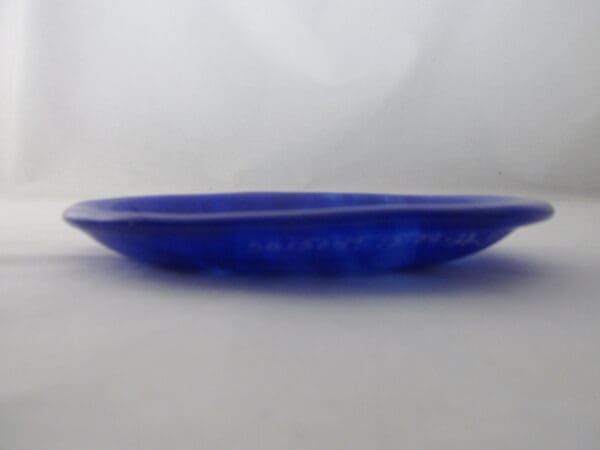 Clear & Cobalt Blue Wispy Soap Dish - Image 2