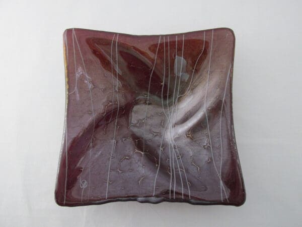 Garnet Red, IR & White Streamers Square Twist Bowl - Image 3