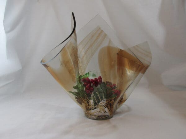 Cinnamon on Clear Baroque Christmas Centerpice Vase - Image 4