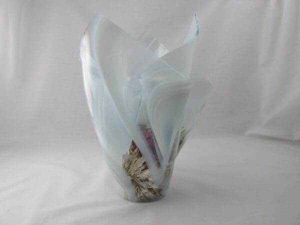 White Streaky Baroque Christmas Centerpiece Vase - Image 2