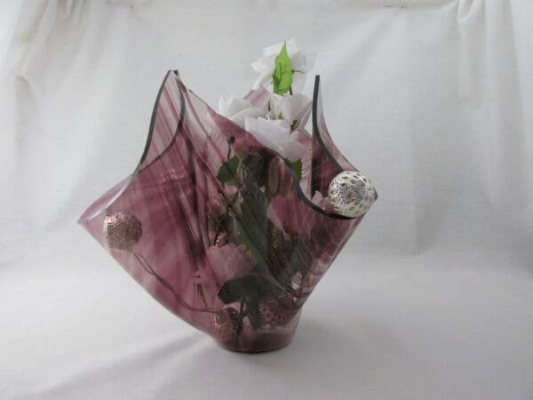 Amethyst Centerpiece Vase - Image 5