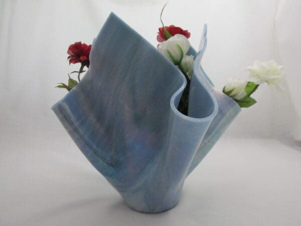 Colonial Blue White Iridized (Air) Centerpiece Vase - Image 4