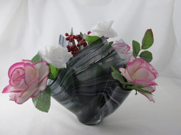 Black & White Baroque Centerpiece Vase - Image 3