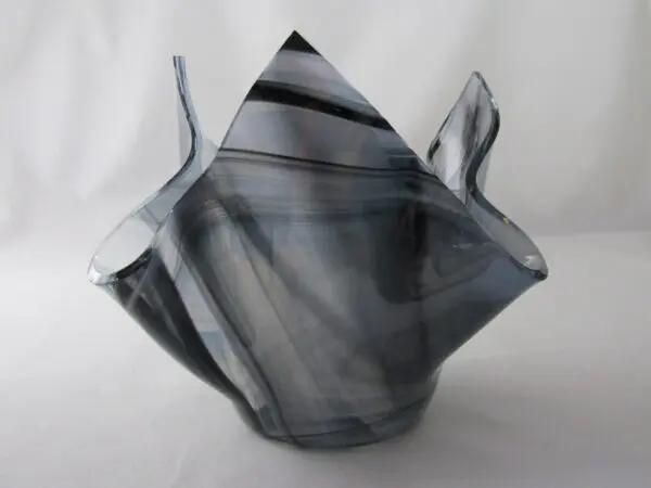 Black & White Streaky Lotus Votive Holder - Image 4