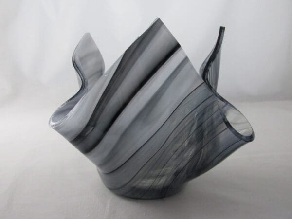 Black & White Streaky Lotus Votive Holder