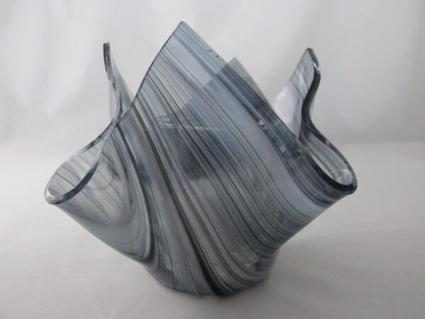 Black & White Streaky Lotus Votive Holder - Image 4